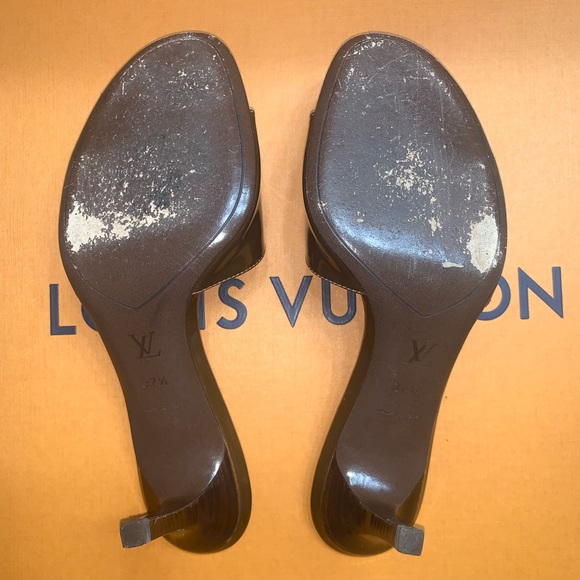Louis Vuitton bronze vernis Dice mule heel sandals - Picture 8 of 9